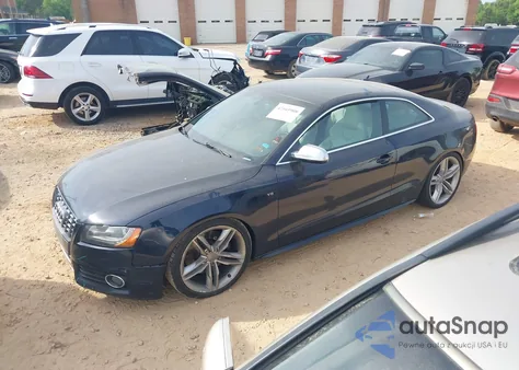 2010 Audi S5 4.2 Premium Plus из США, поврежденный, VIN WAUGVAFR9AA066681